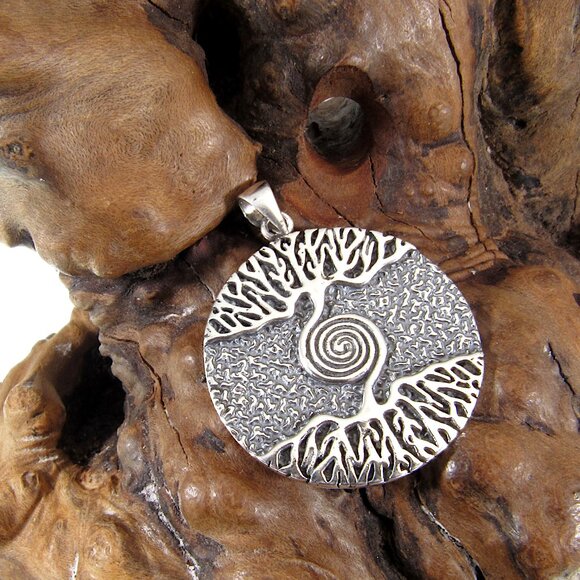 Solid 925 Sterling Silver Celtic Spiral and Roots Tree of Life Viking Pendant - Picture 3 of 9
